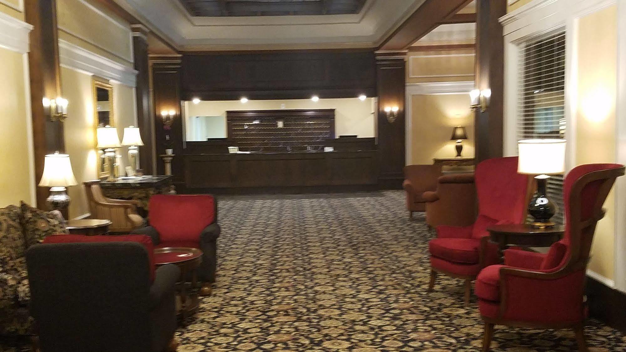 The Astor Hotel Milwaukee Exterior foto